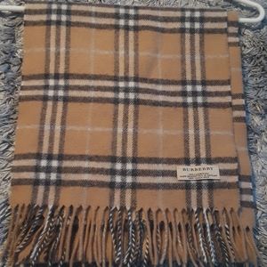 Burberry scarf